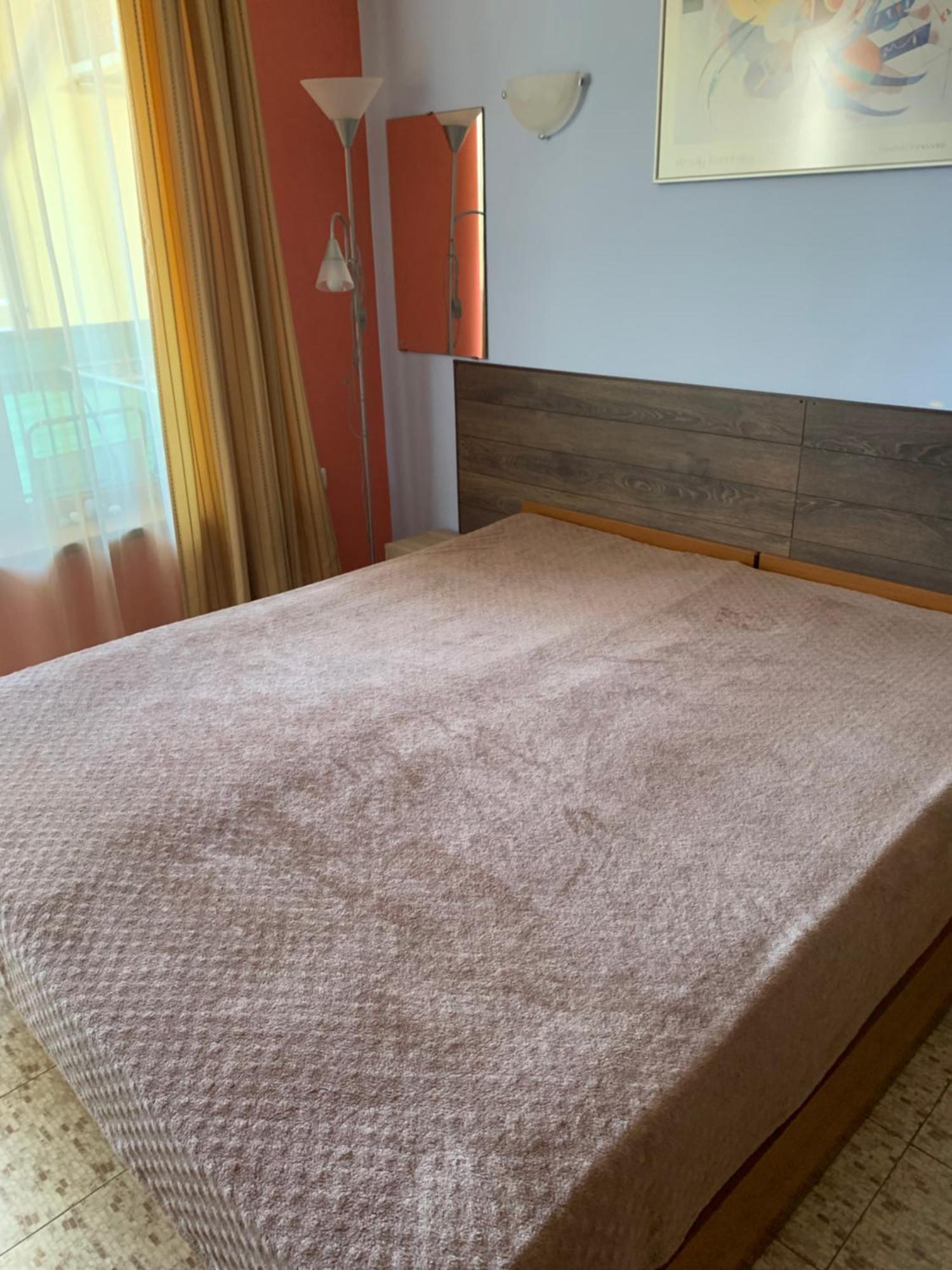 Уютные Апартаменты С Бассейном У Моря В Г. Солнечный Берег Slantchev Briag Extérieur photo